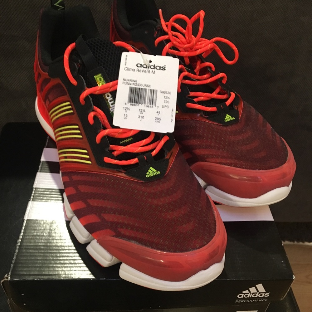 New Adidas Clima Revent running shoes size 13